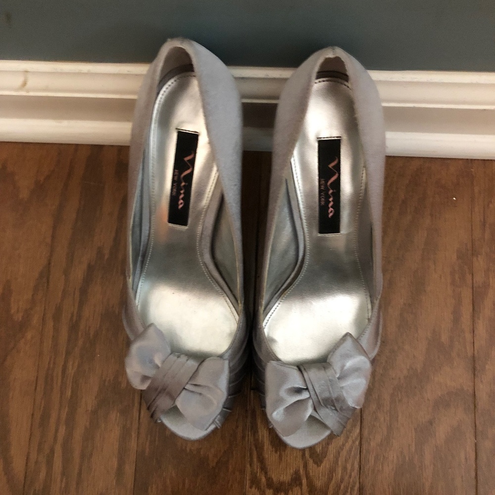 Nina shoes, satin silver, 8M